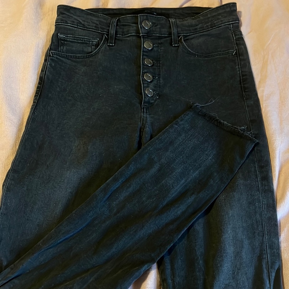 Gently worn Joe’s Jeans black denim skinny
